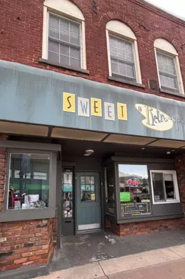 Outside of Sweet Retro spect